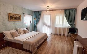 La Colțul Castelului Bran Boutique